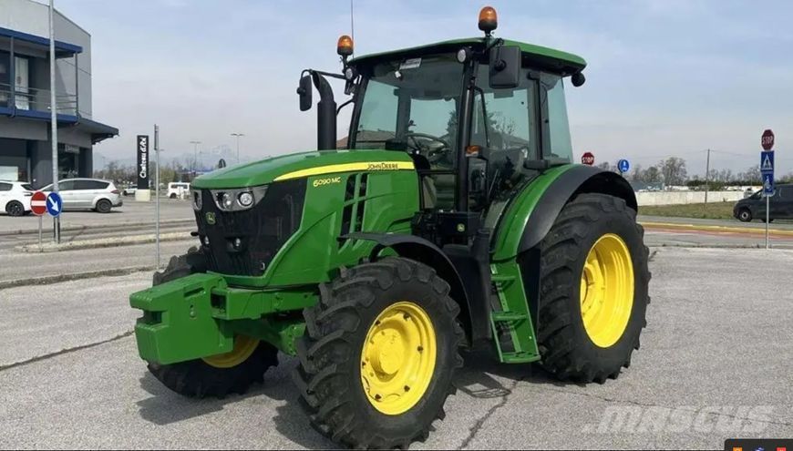 Кутове скло праве трактор John Deere 6090MC, 6100MC, 6110MC, R201575 2221305 фото