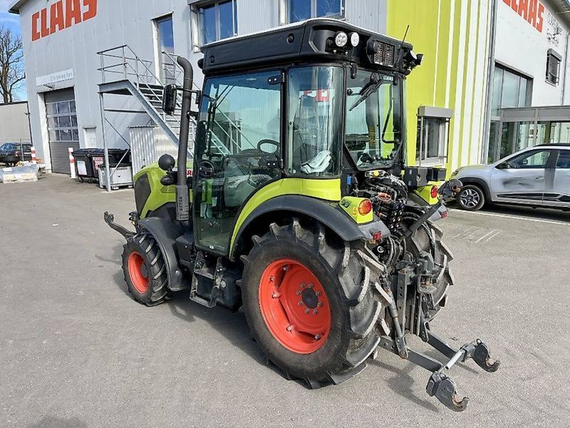 Переднее нижнее левое стекло Claas Nexos F210, F220, F230, F240, VL210, VL220, VL230, VL240 0011389120 фото