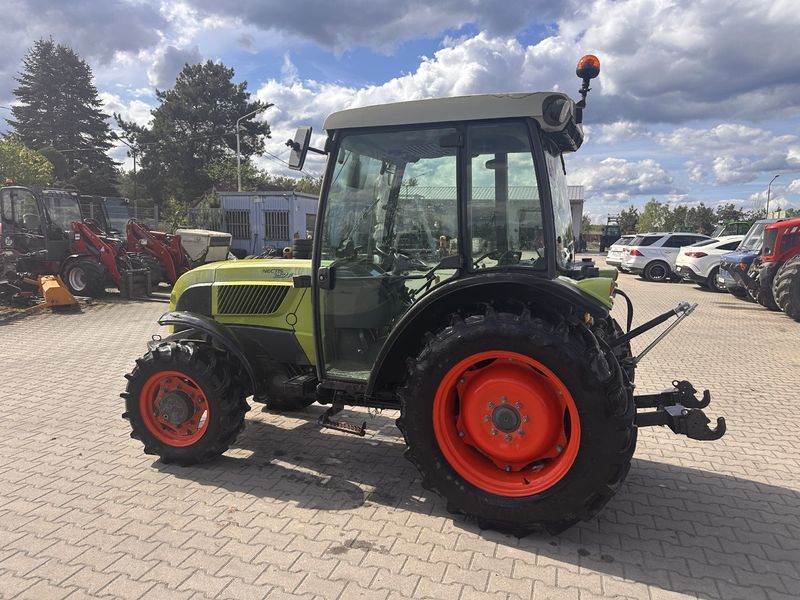 Переднее стекло трактор Claas Nectis 217VE 227VE 237VE 6000106465 фото