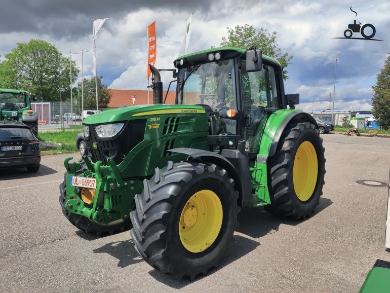 Скло переднє нижнє ліве John Deere SE6020 - SE6920 L213349, L171333 ,L151752  1236 фото