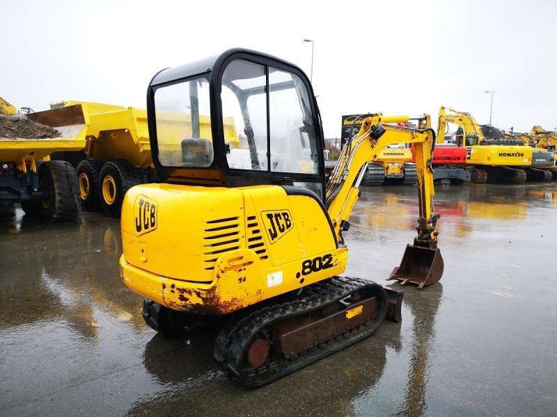 Переднее нижнее стекло JCB 802 Super 802.7 803 Plus 803, 804, 8052, 8060 2704 фото