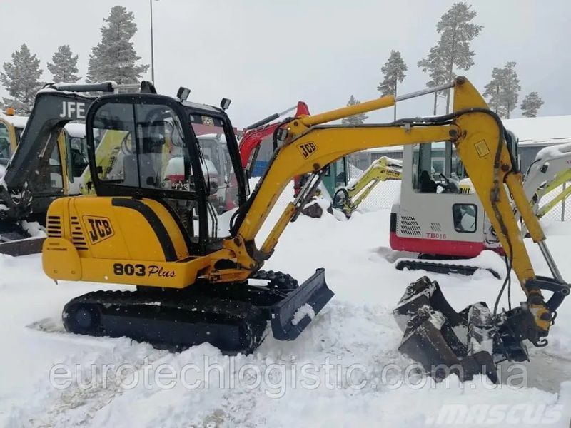 Боковое левое стекло мини экскаватор JCB 802 SUPER 802.7 803 PLUS 803, 804, 8052, 8060 827/80078 фото