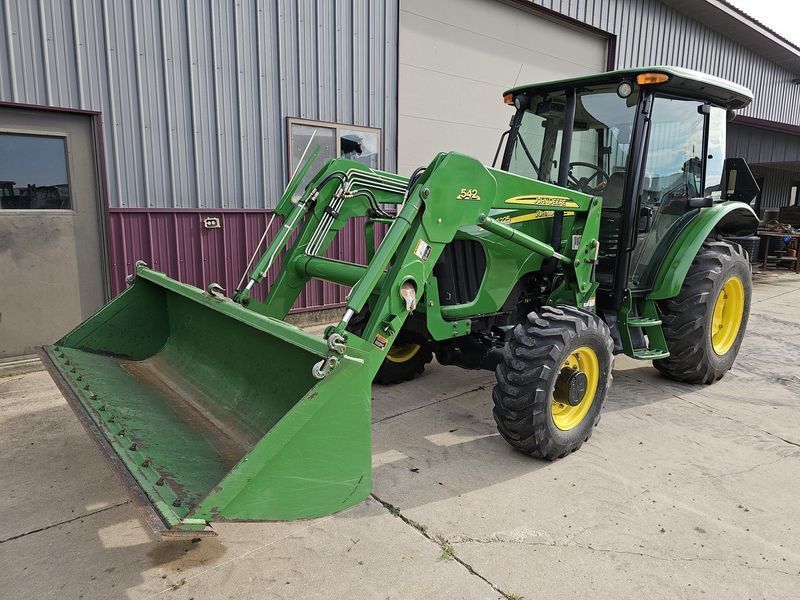 Заднє скло John Deere серія 5225, 5325, 5425, 5525, 5625, 5725 2220003 фото