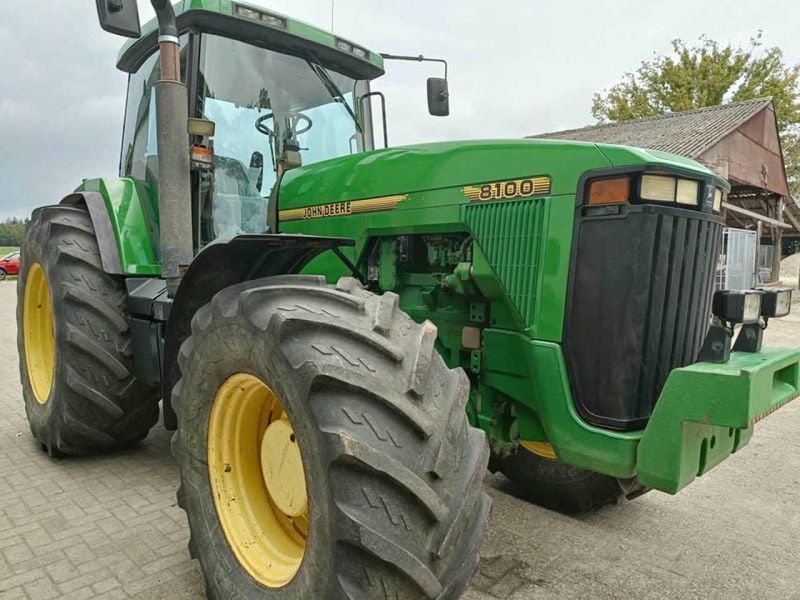 Скло заднє трактор John Deere серія 8100 - 8410 та серія 8100T - 8410T R131208 1120 фото