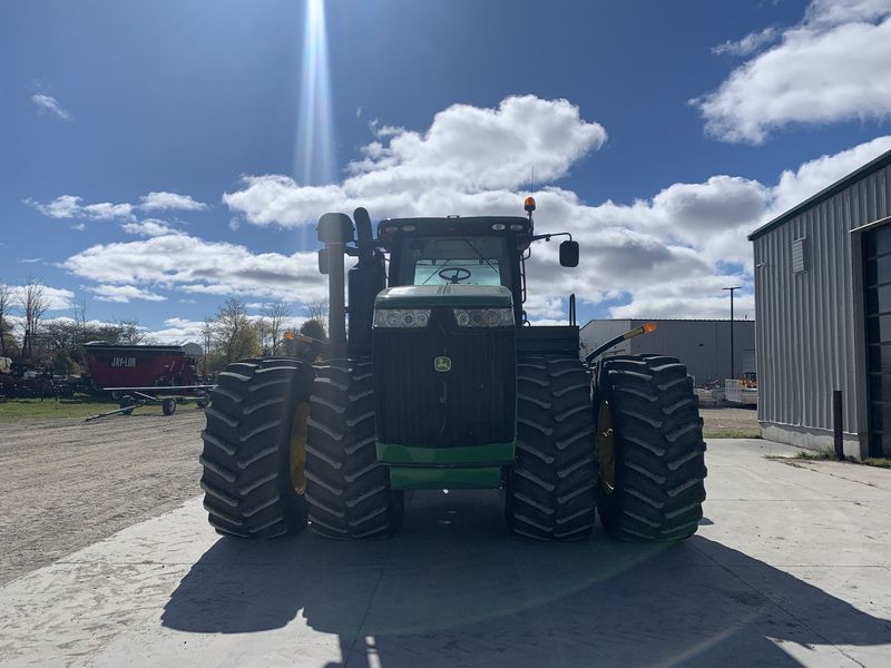 Скло праві двері John Deere 9410R, 9460R, 9460RT, 9510R, 9510RT, 9560R, 9560RT R537535 фото