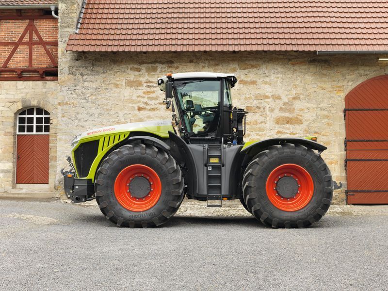 Переднее стекло Claas Xerion, Lexion, Medion, Jaguar 06255050 2775 фото